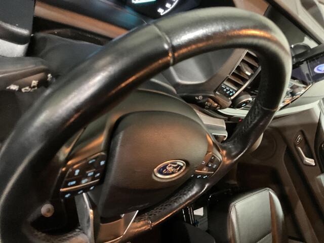 Ford TRANSIT CUSTOM | 185pk Automaat | Dubbele Cabine | DC | Dubbele schuifdeur | Adaptive cruise control | Bijrijdersstoel | Camera | Xenon | Stoelverwarming | Trekhaak