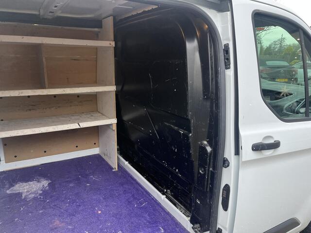 Ford TRANSIT CUSTOM 270 2.0 TDCI L1H1 Trend Euro 6, btw verrekenbaar, PDc, trekhaak, RVS imperiaal, 3 zitbank, betimmering, goed onderhouden