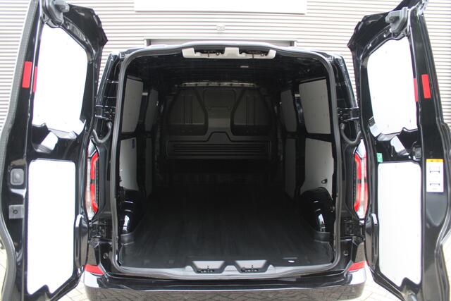 Ford TRANSIT CUSTOM 300 2.0 TDCI L2H1 Sport 170pk - 2x Schuifdeur - 19" LM velgen - ACC - Blind spot - Navi - Camera - Verwarmd stuur - 70l tank - Rijklaar