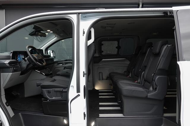 Ford TRANSIT CUSTOM L2H1 2.0Tdci 170Pk Aut. | Tourneo Titanium | Dubbel Cabine | 5-Persoons | Trekhaak | Spoilerpack | 19''