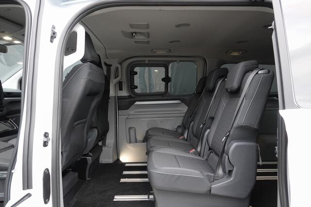 Ford TRANSIT CUSTOM L2H1 2.0Tdci 170Pk Aut. | Tourneo Titanium | Dubbel Cabine | 5-Persoons | Trekhaak | Spoilerpack | 19''