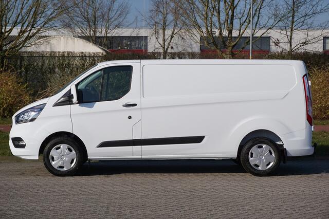 Ford TRANSIT CUSTOM 300L 130 PK Trend AUT BPM VRIJ! Airco, Cruise, Cam, Apple CP/Android A, Trekhaak!! NR. 105