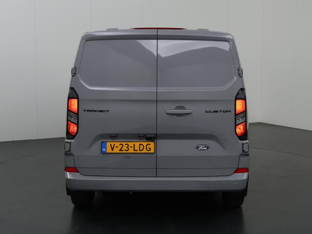 Ford TRANSIT CUSTOM 320 2.0 TDCI | Aut. | L2 H1 | Limited | Adaptive Cruise | LM Velgen | 3-zits | NIEUW | LED | Parkeercamera | Navigatie |