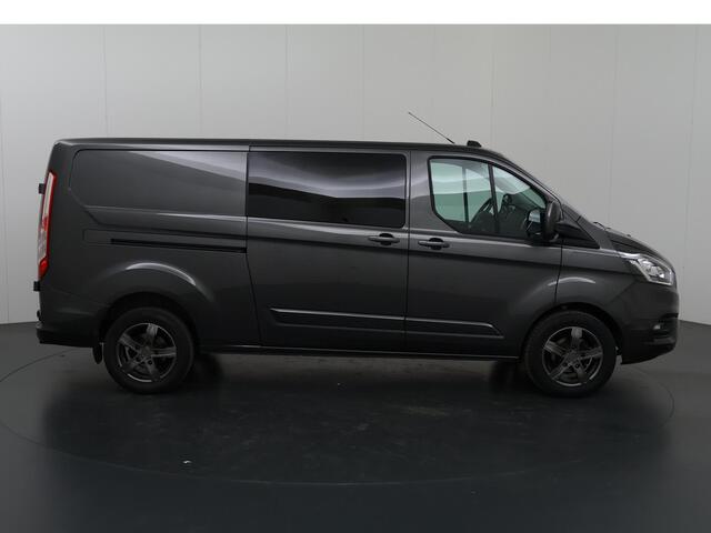 Ford TRANSIT CUSTOM 300 2.0 TDCI | L2 H1 | Limited | DC | Lederen bekleding | 5-zits | Stoelverwarming | Parkeercamera | LM Velgen |