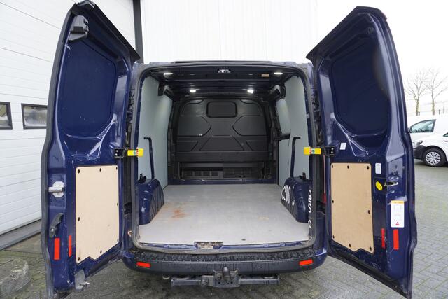 Ford TRANSIT CUSTOM 2.0 TDCI 130PK Automaat EURO 6 - Airco - Cruise - Navi - ¤15.900,- Excl.