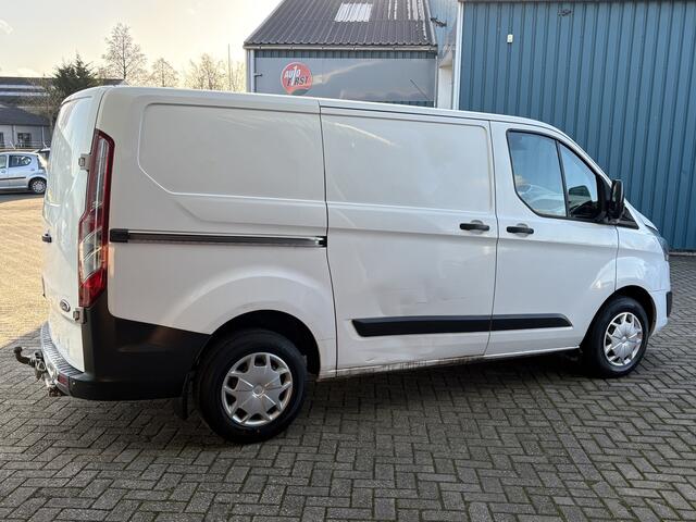 Ford TRANSIT CUSTOM 270 2.0 105Pk TDCI L1H1 Trend / Cruise / Navi / Trekhaak / Apk t/m 20-03-2025