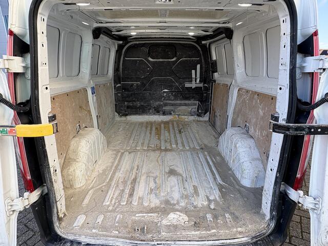 Ford TRANSIT CUSTOM 270 2.0 105Pk TDCI L1H1 Trend / Cruise / Navi / Trekhaak / Apk t/m 20-03-2025