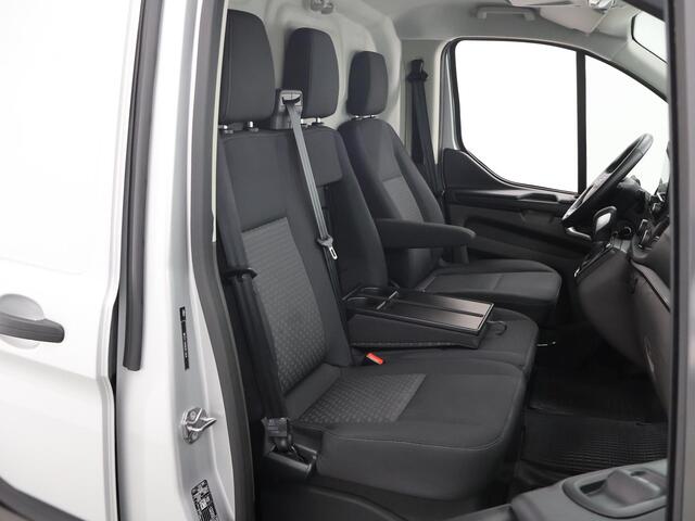 Ford TRANSIT CUSTOM 300 2.0 TDCI | Aut. | L1 H1 | Trend | Parkeercamera | 3-zits | Airco | Carplay | Automaat | LM Velgen | Financial lease vanaf ¤ 276,- per maand