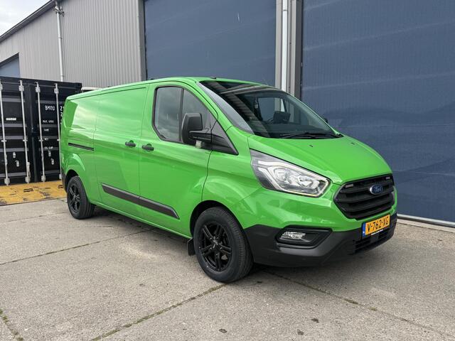Ford TRANSIT CUSTOM 300 2.0 TDCI L2H1 Trend AUTOMAAT / CRUISE CONTROLE / NAVI / CAMERA