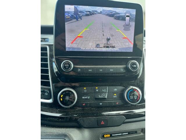 Ford TRANSIT CUSTOM 300 2.0 TDCI L2H1 Limited DC 170PK AUTOMAAT DUBBEL CABINE I LEDER I CRUISE I NAVI I LMV I 5 PERS. I ECC