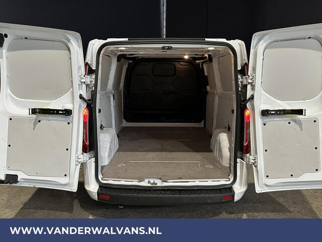 Ford TRANSIT CUSTOM 2.0 TDCI 131pk L2H1 Euro6 Airco | Android Auto | Cruisecontrol | Parkeersensoren Verwarmde voorruit, Stoelverwarming, 2800kg trekvermogen, Bijrijdersbank