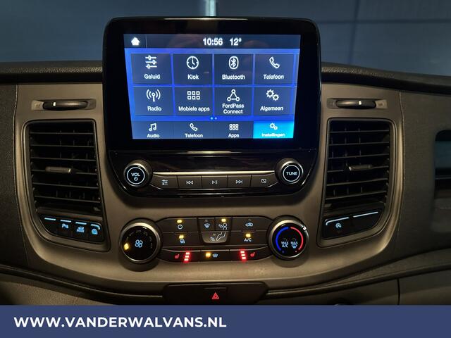 Ford TRANSIT CUSTOM 2.0 TDCI 131pk L2H1 Euro6 Airco | Android Auto | Cruisecontrol | Parkeersensoren Verwarmde voorruit, Stoelverwarming, 2800kg trekvermogen, Bijrijdersbank