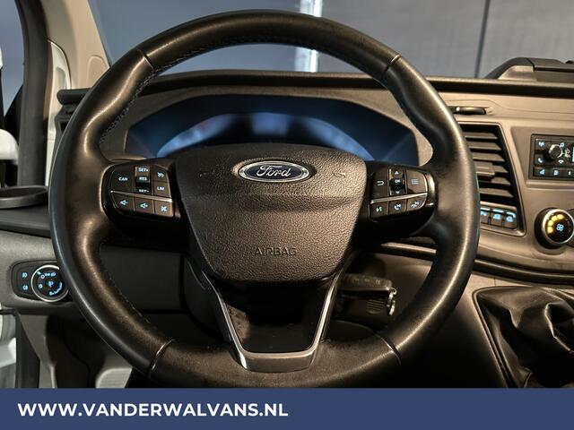 Ford TRANSIT CUSTOM 2.0 TDCI 131pk L2H1 Euro6 Airco | LED | Cruisecontrol | Verwarmde voorruit | Parkeersensoren Bijrijdersbank, 2800kg trekvermogen