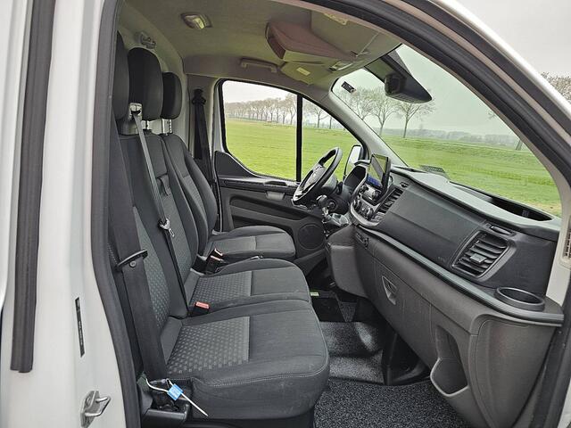 Ford TRANSIT CUSTOM 300 2.0 TDCI L2H1 Navi Euro6 Airco Euo6 3-Zits Oh-Historie 1e Eigenaar!