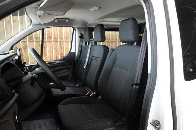Ford TRANSIT CUSTOM 300 2.0 TDCI L2H1 Trend Dubbele Cabine Automaat Airco Bluetooth Cruise Control Navi Trekhaak