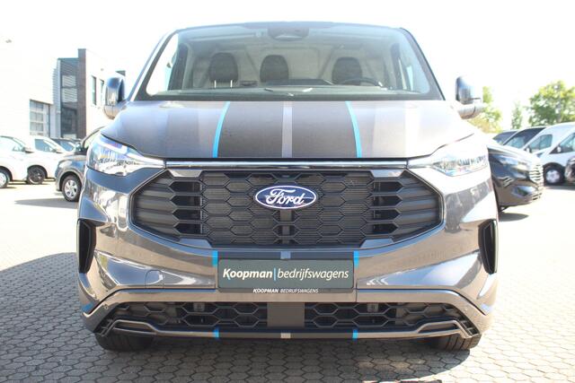 Ford TRANSIT CUSTOM 320 2.0TDCI 170pk L2H1 Sport | Automaat | L+R Zijdeur Softclose | Adap. Cruise | BLIS | Keyless | Carplay/Android | Lease 860,- p/m