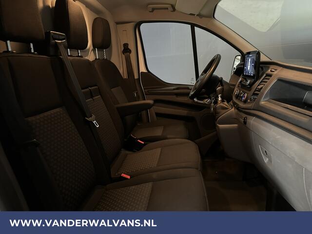 Ford TRANSIT CUSTOM 2.0 TDCI 131pk L2H1 Euro6 Airco | Stoelverwarming | Multimedia Scherm | 2800kg trekvermogen Cruisecontrol, Parkeersensoren, Bijrijdersbank, verwarmde voorruit