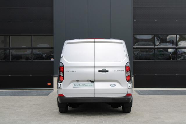 Ford TRANSIT CUSTOM 320 2.0 TDCI L2H1 Trend DC 150 pk - LED Koplampen - 5 Zits - 2x Schuifdeur - Stoelverwarming - Privacyglass