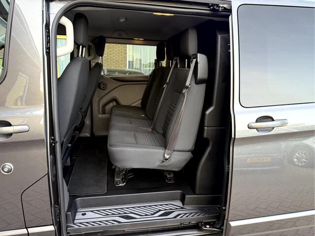 Ford TRANSIT CUSTOM 2.0 TDCI 130pk L2 Dubbel Cabine Limited 53069km, Camera, Trekhaak