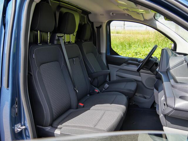 Ford TRANSIT CUSTOM 320 2.0 TDCI 170PK AUTOMAAT L2H1 Limited | NAVIGATIE | CAMERA |
