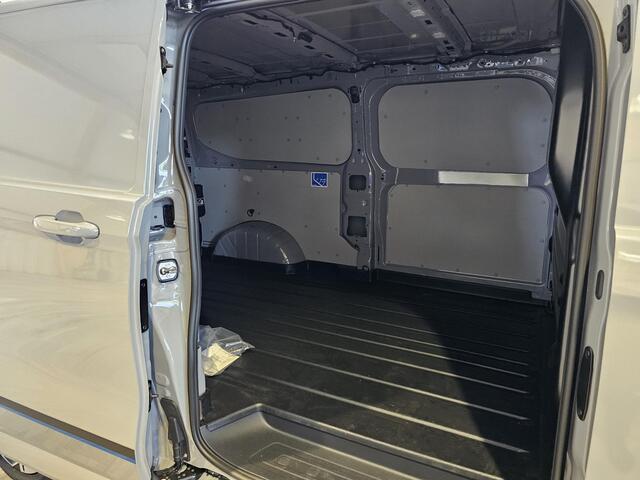 Ford TRANSIT CUSTOM 320 L2 Sport 2.5 233pk e-CVT- PHEV Grey Matter | 8-weg verstelbare en verwarmbare passagiersstoel | Inklapbare trekhaak | 19 inch velgen | Driver Assistance Pack | Direct leverbaar!