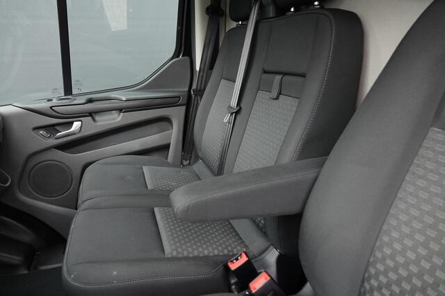Ford TRANSIT CUSTOM L2H1 2.0Tdci 130Pk Aut. | Trend | 2xSchuifdeur | Trekhaak | Treeplanken | 16''