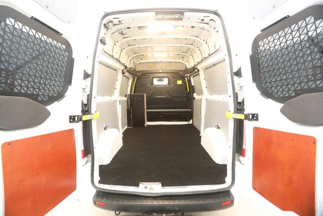 Ford TRANSIT CUSTOM 320 2.0 TDCI L2H2 2800KG Trekgew. Trekhaak Airco LED Cruise PDC Stoelverwarming Elektrpakket