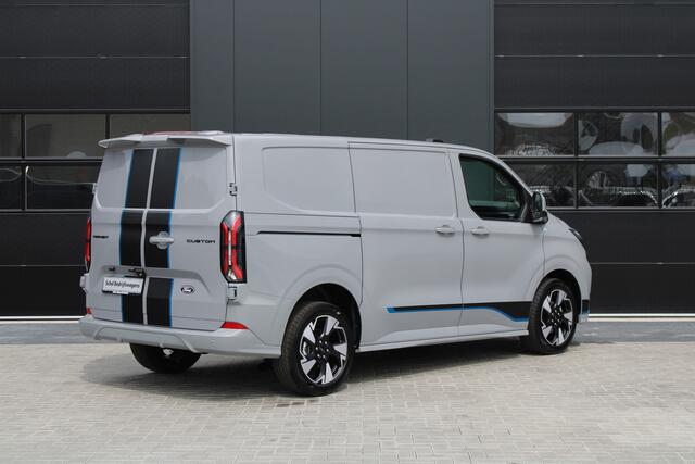 Ford TRANSIT CUSTOM 320 2.0 TDCI L1H1 Sport 170pk - 2x Schuifdeur - 19" LM velgen - ACC - Blind spot - Navi - Camera - Verwarmd stuur - 70l tank - Rijklaar
