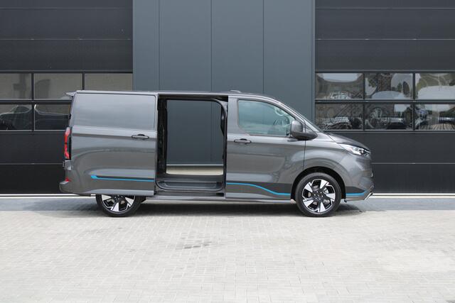 Ford TRANSIT CUSTOM 320 2.0 TDCI L1H1 Sport 170pk - 2x Schuifdeur - 19" LM velgen - ACC - Blind spot - Navi - Camera - Verwarmd stuur - 70l tank - Rijklaar