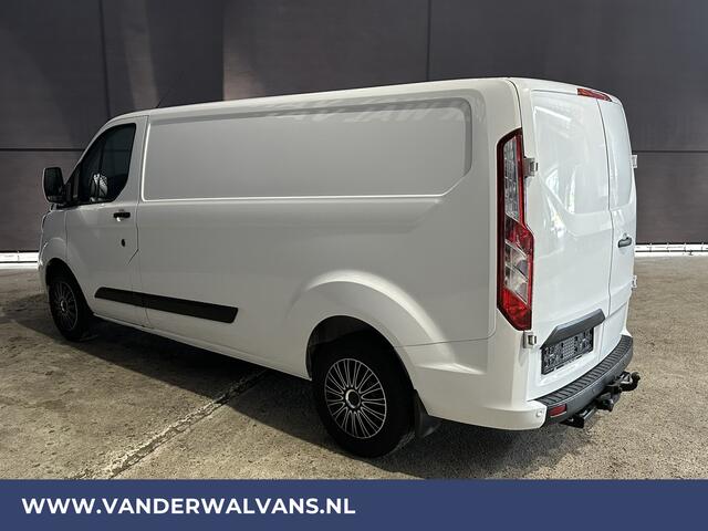 Ford TRANSIT CUSTOM 2.0 TDCI 131pk L2H1 Euro6 Airco | 2800kg trekhaak | LED | Cruisecontrol | Apple Carplay Android Auto, Stoelverwarming, Verwarmde voorruit, Parkeersensoren, Bijrijdersbank