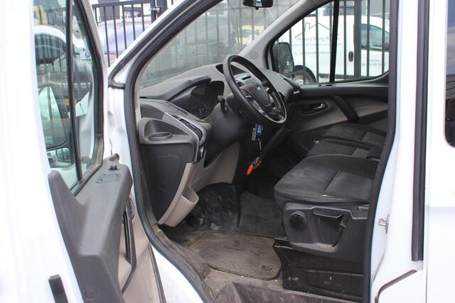 Ford TRANSIT CUSTOM 2.2 TDCI L1H1 Trend DC 6-persoons!