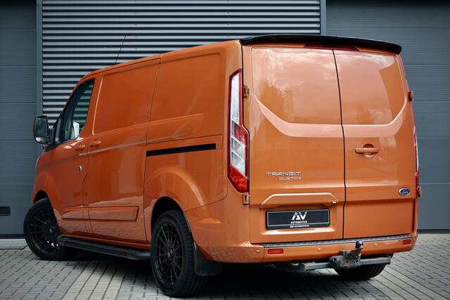 Ford TRANSIT CUSTOM 320 2.0 TDCI AUT 170PK Limited | L+R Schuifdeur | Camera | Xenon | CarPlay | Standkachel | Trekhaak | Stoelverwarming | Airco | Dealer onderhouden | Raptor Edition | Nieuwe APK | Onderhoudsbeurt