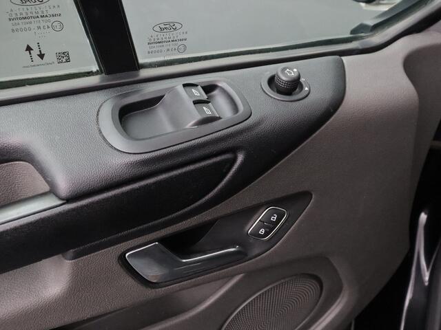 Ford TRANSIT CUSTOM 2.0TDCi 130PK | Kastinrichting | Multimedia | Camera