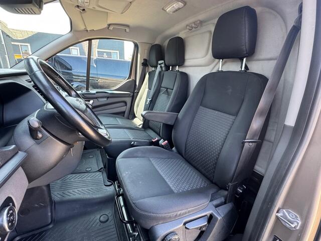 Ford TRANSIT CUSTOM 2.0 TDCI 130PK L2H1 GB / Navi / 2700kg Trekhaak / Voorruitverwar