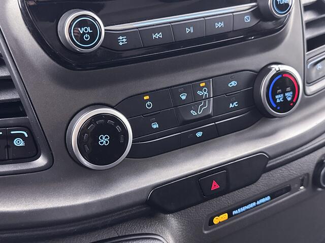 Ford TRANSIT CUSTOM 280 2.0 TDCI L1H1 Trend Sync Navigatie Trekhaak Achteruitrijcamera Cruise Control Betimmering