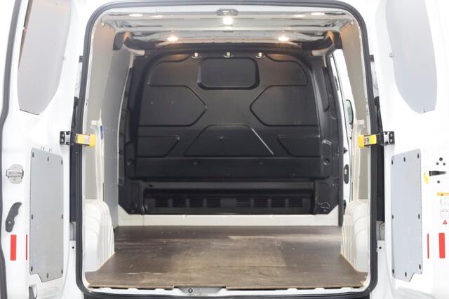 Ford TRANSIT CUSTOM 2.0 TDCI 130pk E6 L2H1 Trend Navi/Camera Trekhaak 2800kg 03-2020