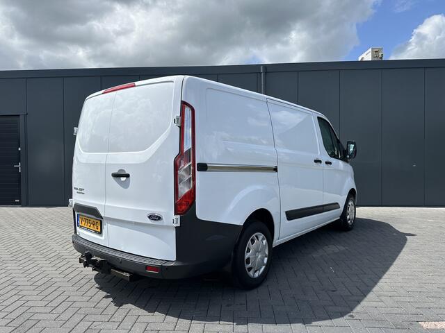 Ford TRANSIT CUSTOM 2.0 TDCI / L1H1 / 1e EIG. / TREKHAAK / INRICHTING / AIRCO / CRUISE / PDC / 3-ZITS