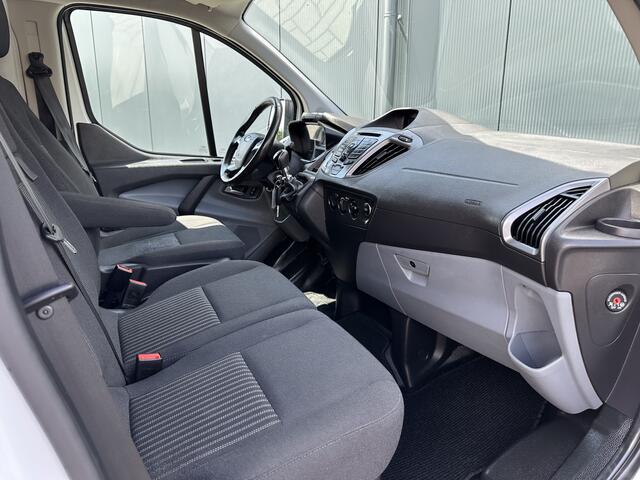 Ford TRANSIT CUSTOM 2.0 TDCI / L1H1 / 1e EIG. / TREKHAAK / INRICHTING / AIRCO / CRUISE / PDC / 3-ZITS