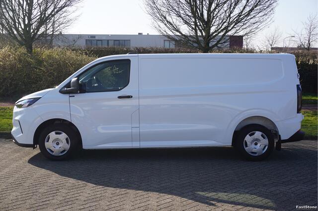 Ford TRANSIT CUSTOM 300L 130PK Trend BPM VRIJ!! Apple CP/ Android A. Cam, Stoel-Stoel Trekhaak!! NR. B01*