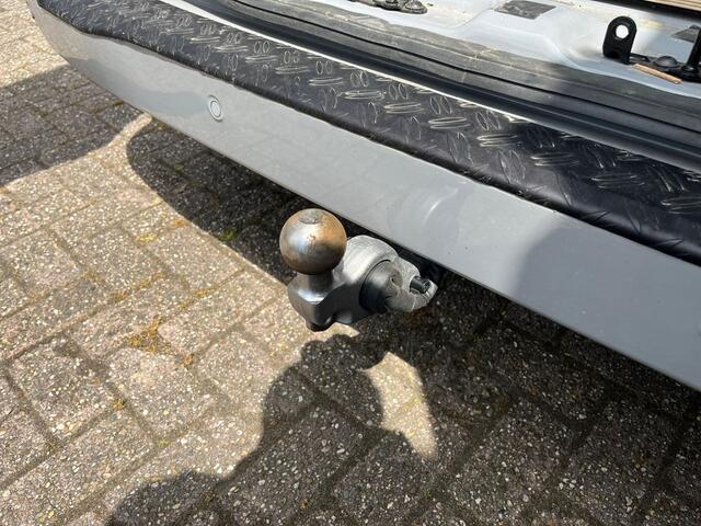 Ford TRANSIT CUSTOM 320 2.0 170Pk TDCI L2H1 Limited DC 2xSchuifdeur, Navi, 360 Camera, Elekt Haak 2500kg