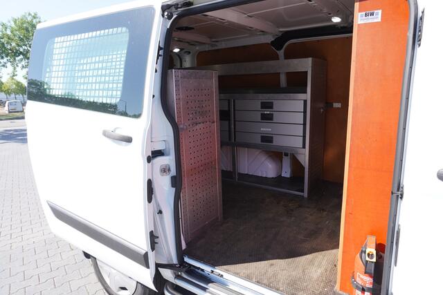Ford TRANSIT CUSTOM 2.0 TDCI 130PK EURO 6 - Airco - Navi - Cruise - ¤ 11.950,- Excl.