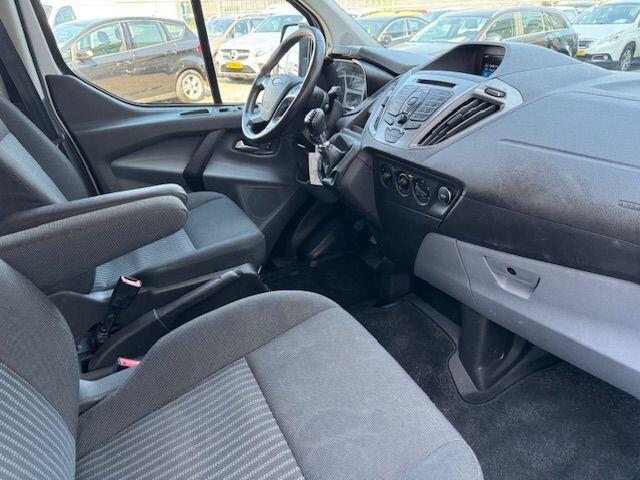 Ford TRANSIT CUSTOM 2.0 TDCI 130pk L1 H1 Trend Dubbel Cabine 5persoons Airco,Cruisecontrol,Camera Nette Auto