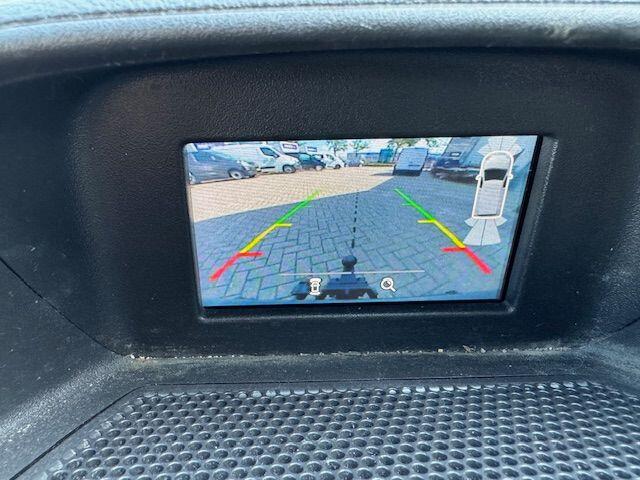 Ford TRANSIT CUSTOM 2.0 TDCI 130pk L1 H1 Trend Dubbel Cabine 5persoons Airco,Cruisecontrol,Camera Nette Auto