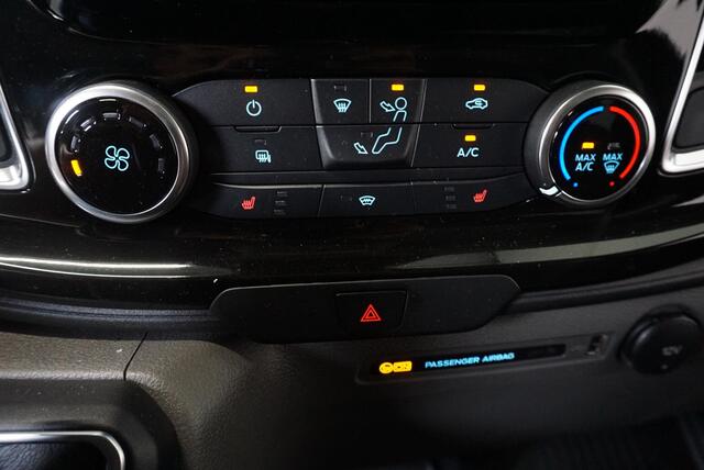 Ford TRANSIT CUSTOM 320 2.0 TDCI L2H1 Sport Dubbele Cabine Automaat Airco Cruise Control Bluetooth Navi Trekhaak