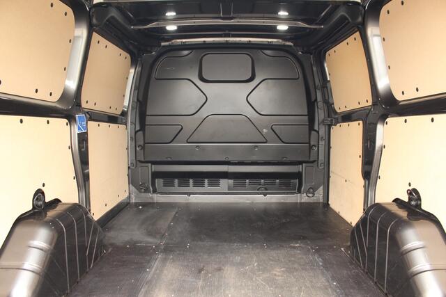 Ford TRANSIT CUSTOM 280 2.0TDCI 130pk L1H1 Limited | Automaat | Trekhaak | Camera | Cruise | Carplay/Android | Lease 450,- p/m