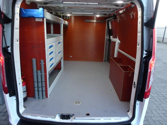 Ford TRANSIT CUSTOM 340 2.0 TDCI L2H1 Trend compleet met inrichting en omvormer werk klaar