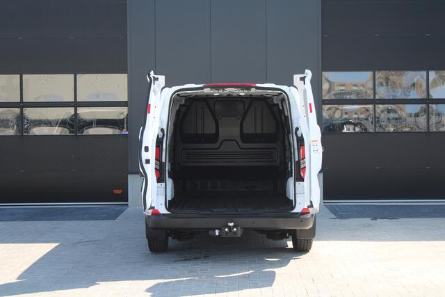 Ford TRANSIT CUSTOM 300 2.0 TDCI L2H1 Trend 136pk - Carplay - Android - LED koplampen - Verwarmd stuurwiel - Stoelverwarming - 70l tank - Rijklaar