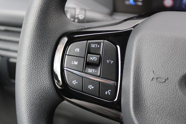 Ford TRANSIT CUSTOM 300 2.0 TDCI L2H1 Trend 136pk - Carplay - Android - LED koplampen - Verwarmd stuurwiel - Stoelverwarming - 70l tank - Rijklaar