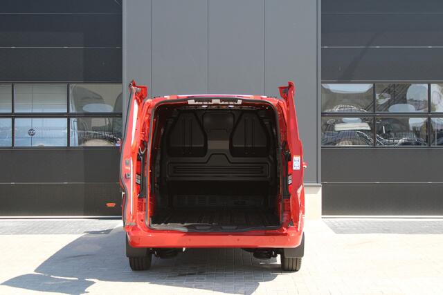 Ford TRANSIT CUSTOM 320 2.0 TDCI L2H1 Limited 136pk - Stoel/Stuurverwarming - Camera - Keyless - ACC - Dodehoek - Rijklaar
