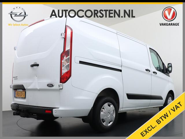 Ford TRANSIT CUSTOM 280 2.0TDCI 105PK L1H1 Airco Cruise Control Trekhaak PDC Bluetooth DAB 3-Persoons Trend Schuifdeur Betonplex Wandbetimmering Kastenbouw Euro 6 1e Eigenaar 2.500KG Trekgewicht